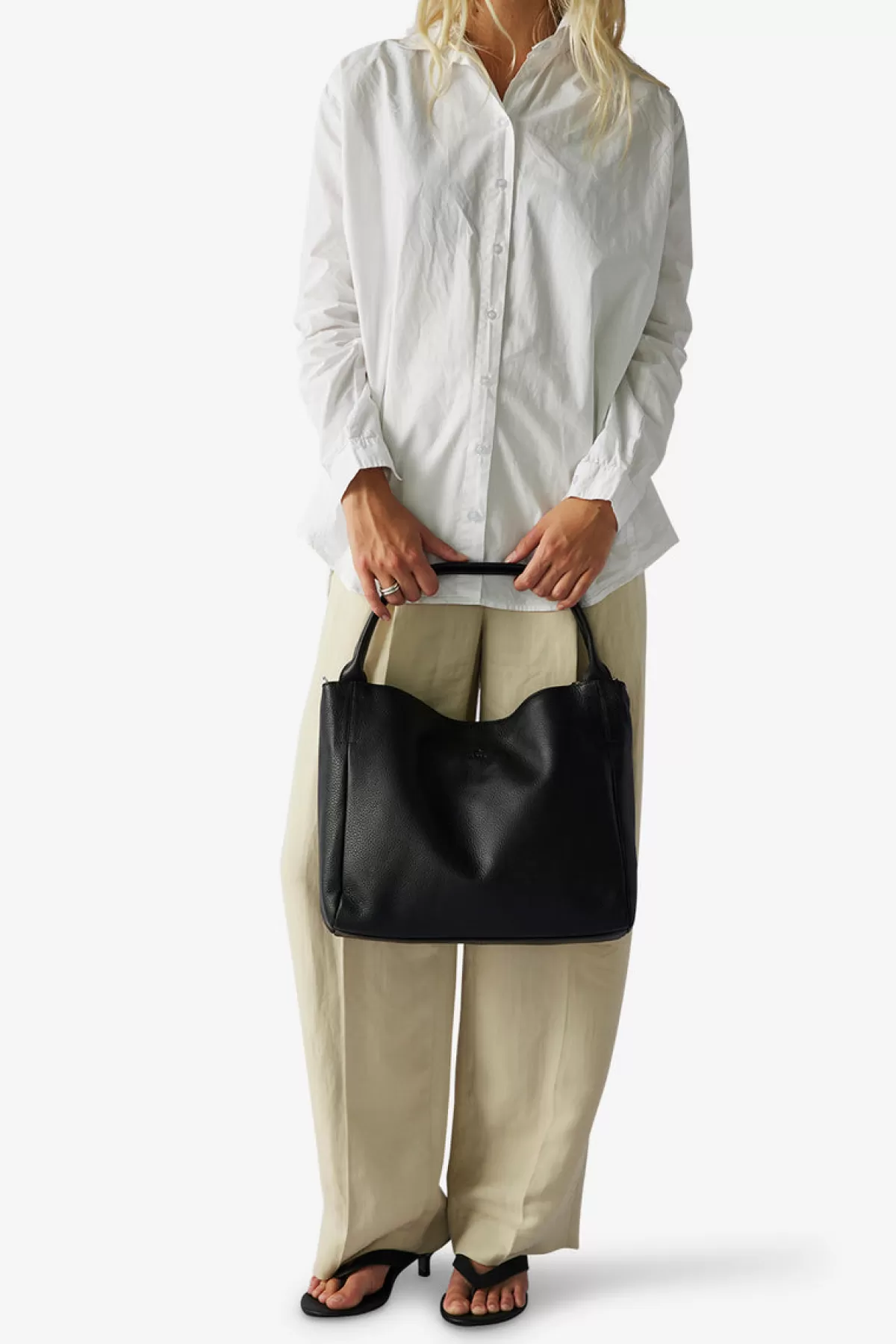 Adax Cormorano Shoulder Bag Emilia Black New