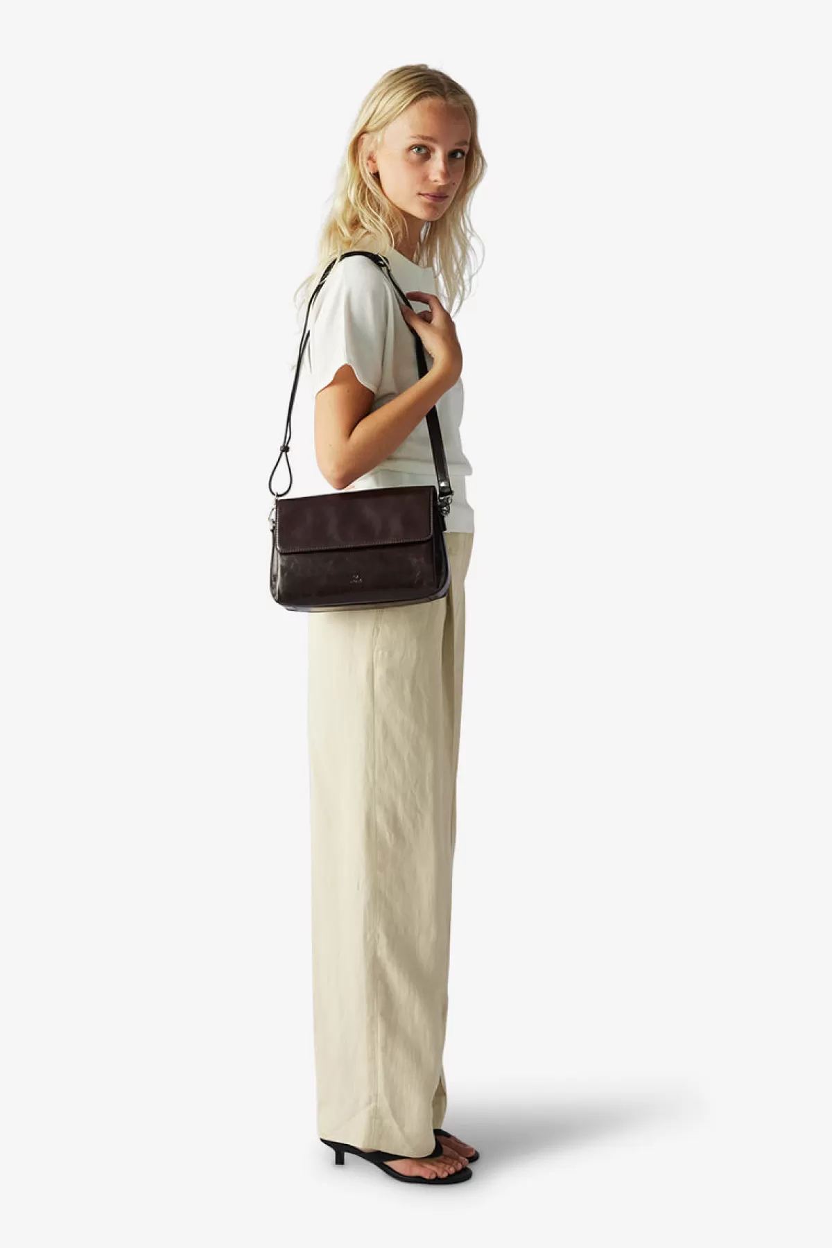 Adax Salerno Shoulder Bag Signe Dark brown Cheap